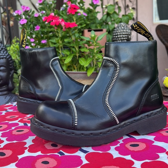 🏴󠁧󠁢󠁥󠁮󠁧󠁿 Dr. Martens MIE Zippered Y2K Chunky Mono Black Ankle Boots UK 5 - Picture 11 of 17